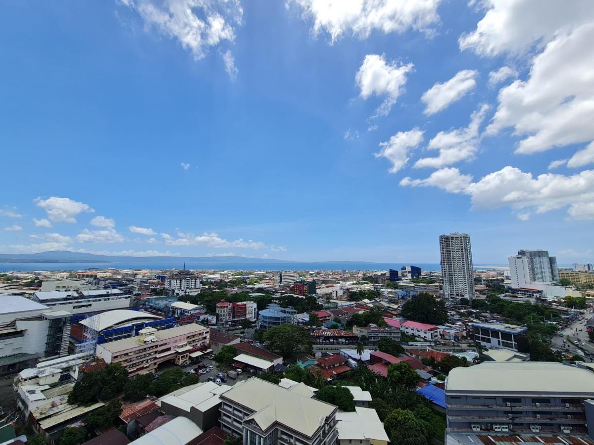 2124 Mesatierra Garden Residences With Free Wifi & Netflix Davao Exterior photo